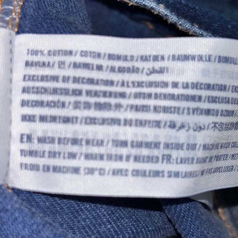 Abercrombie Kids Distressed Denim Jacket Blue Geometric Pattern XL 16 Trucker
